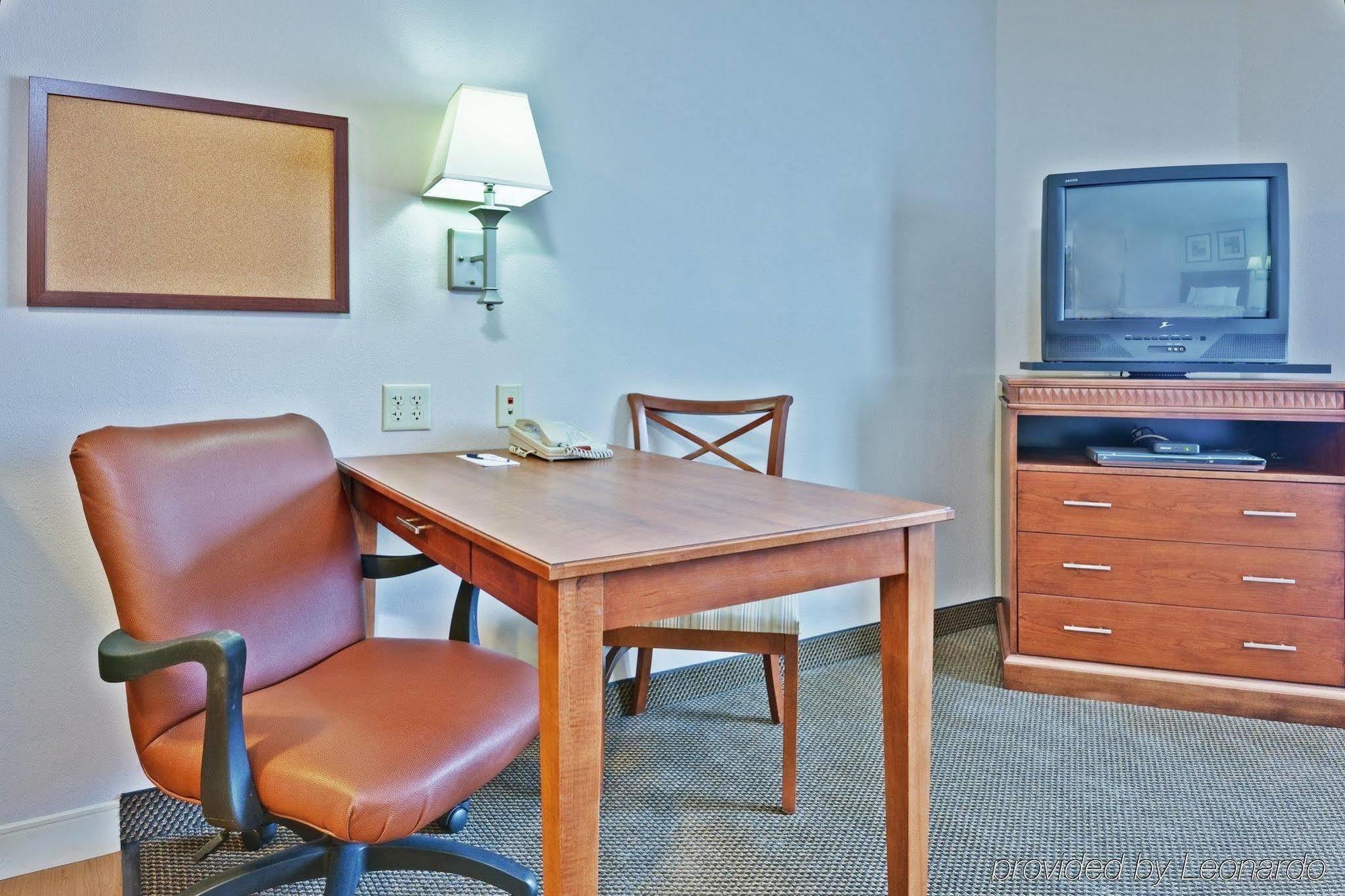 Candlewood Suites Fort Wayne - Nw By Ihg Habitación foto